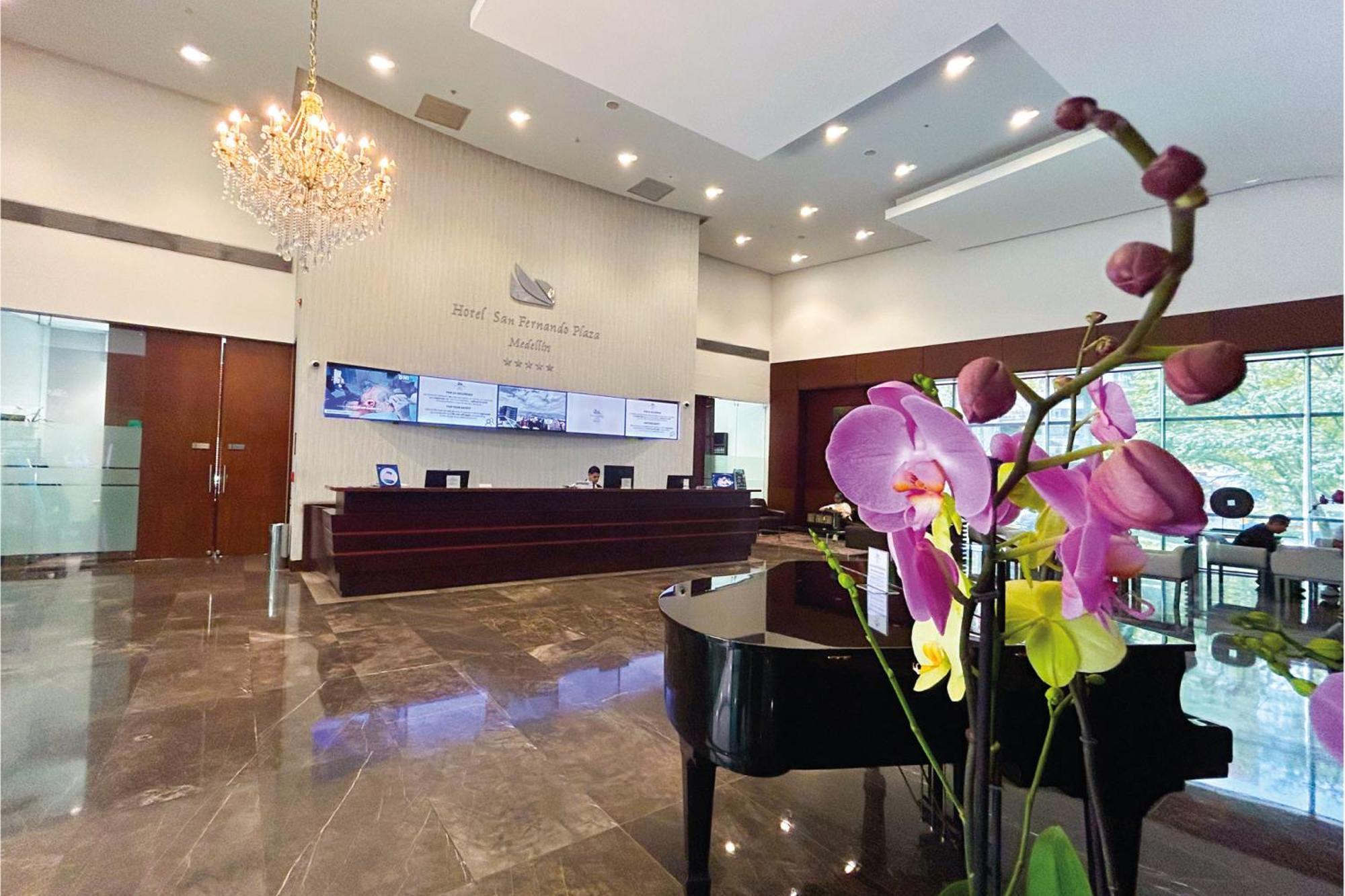 Hotel San Fernando Plaza Medellín Esterno foto